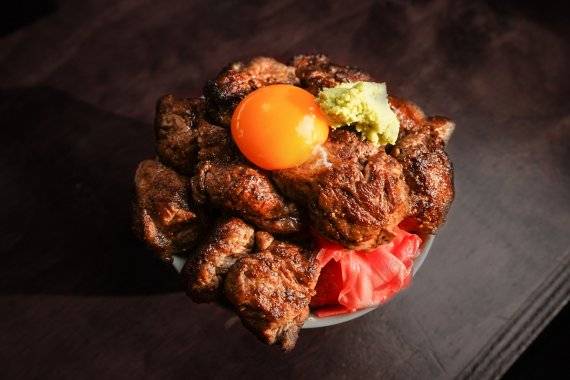 '돈이찌'의 스테이크동