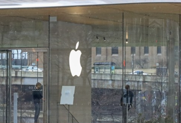 미국 일리노이주 시카고에 있는 애플스토어. 사진=EPA, 연합뉴스