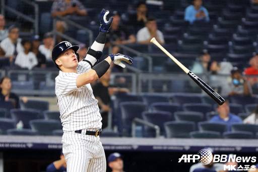 도널드슨은 10회 끝내기 만루홈런을 때렸다 사진(美 뉴욕)=ⓒAFPBBNews = News1