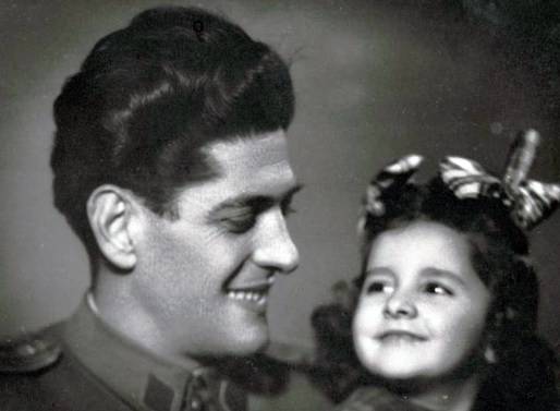 마리나의 아버지와 어린 시절 마리나