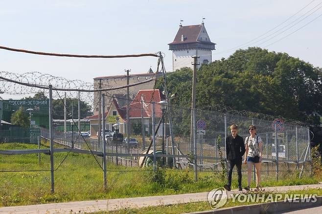 러시아 이반고로드에 위치한 에스토니아 국경 지역 모습 [타스 연합뉴스 자료사진. 재판매 및 DB 금지]