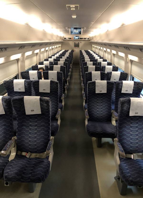 서울 수서역을 출발해 대전, 동대구를 거쳐 부산에 도착하는 SRT 339 열차. 연합뉴스