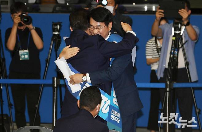 국회사진취재단