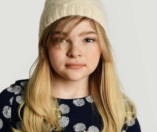 세 살에 커밍아웃 후 10세의 나이에 세계 최연소 트랜스젠더(성 전환자) 모델로 활동 중인 미국 소녀 노엘라 맥마허(10). 사진 노엘라 맥마허 인스타그램 캡처