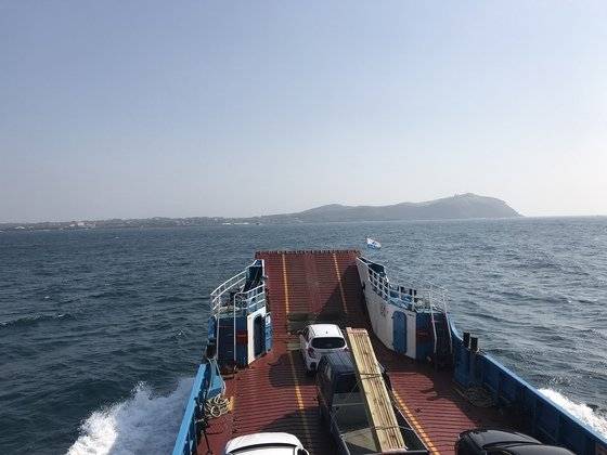 제주에서 우도로 향하는 여객선. 최충일 기자