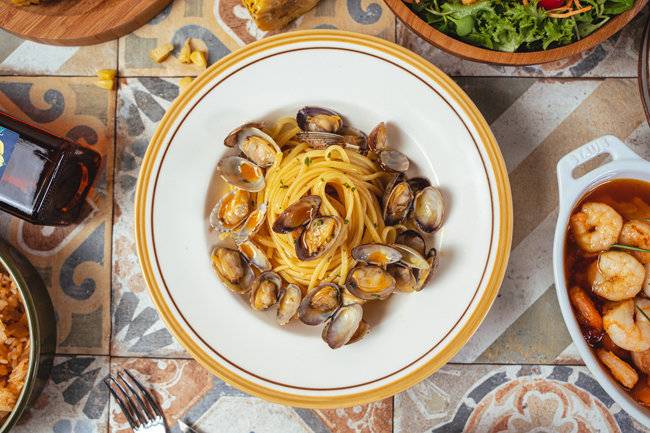 매콤하게 볶은 조개 파스타. [가토에즈노비 코리아]