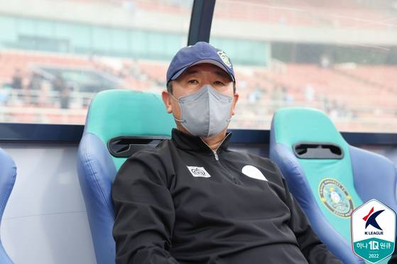 임종헌 감독은 대행 꼬리표를 떼고 정식 사령탑이 됐다. [사진 프로축구연맹]