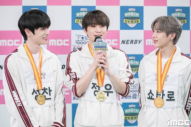 NCT sacrament, Jung Woo, Shotaro Ishinomori Recently, MBC 2022 Idol Star Championship (hereinafter referred to as ) was held at Goyang Indoor Gymnasium in Gyeonggi Province.Ten medals were taken in the 2022 six events, which were held in Cheongbaekjeon.2022three9(Is it possible to)5thirty1, 12(Is it possible to)5twentytwoeleven(Is it possible to)twofiftyE..iMBC