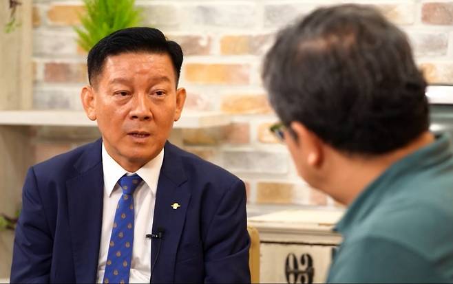 8월19일 인터뷰를 하는 안양로씨 [촬영 박지수]