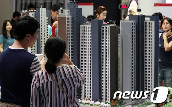 과거 서울의 한 분양단지 견본주택.(뉴스1 자료사진)ⓒ News1 오대일 기자