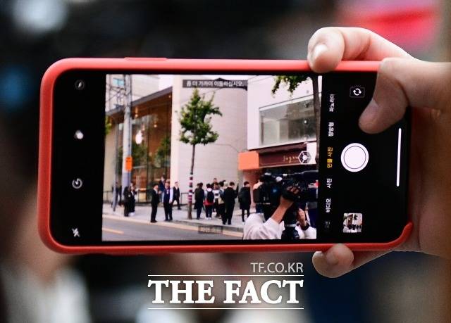 애플 새 운영체제인 iOS16이 한국 시간으로 오늘 새벽 공식 출시됐다. /이동률 기자