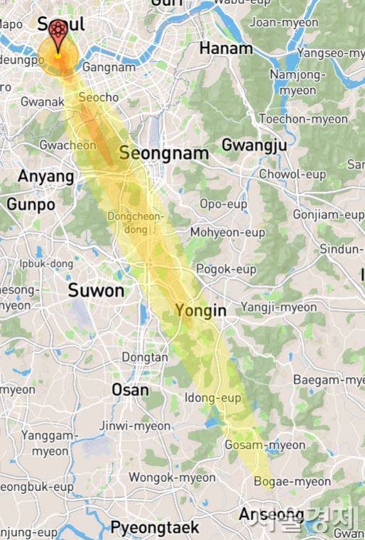 북한이 10kt급 전술핵무기를 용산 상공 500m에서 폭발시켰을 경우 핵낙진의 피해 범위 시뮬레이션 결과. 북서풍을 타고 경기도 과천, 성남, 용인 등을 지나 안성시 보개면 일대까지 핵낙진(노란색 및 주황색으로 피해범위 표시)이 미치는 것을 알 수 있다. 누크맵 프로그램 시뮬레이션 결과 기준 /서울경제DB