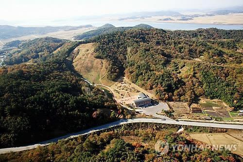 익산 치유의 숲 조성되는 함라산 [연합뉴스 자료사진]