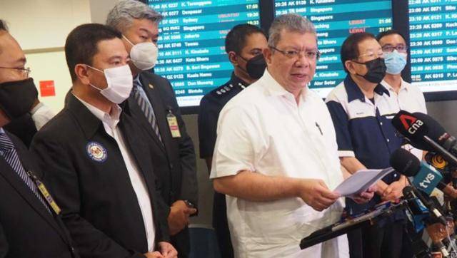 9일 사이푸딘 압둘라 말레이시아 외교장관(왼쪽 네 번째)이 캄보디아에 납치된 자국민 문제 해결을 촉구하는 기자회견을 진행하고 있다. CNA 캡처