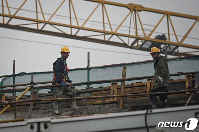 중국 베이징의 한 건설현장/2022.6.22 ⓒ AFP=뉴스1