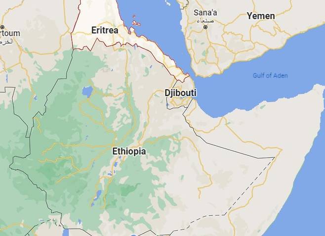 에티오피아 북부의 에리트레아(붉은선) [구글 지도 캡처. 재판매 및 DB 금지]