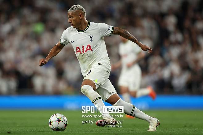 ▲ 이번 시즌을 앞두고 에버턴을 떠나 토트넘 홋스퍼 유니폼을 입은 히샬리송.