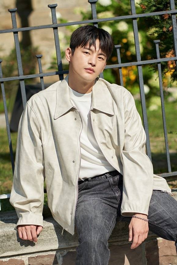 배우 서인국을 20일 서울 삼청동 한 카페에서 만나 영화 '늑대사냥'에 대한 이야기를 나눴다. /TCO㈜콘텐츠온 제공