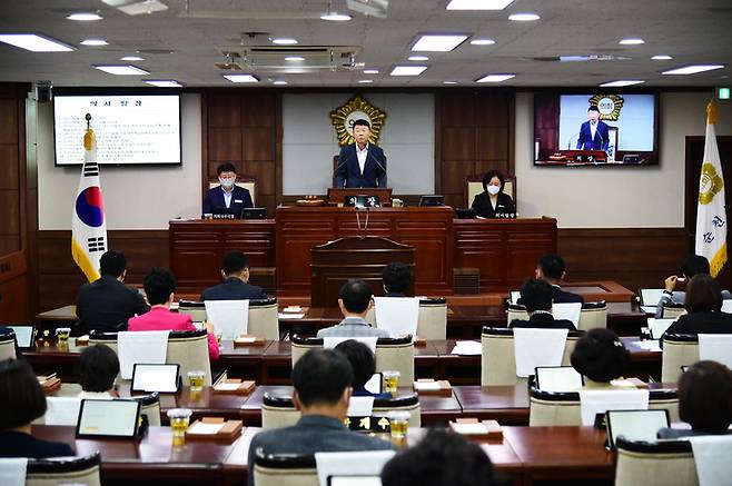 순천시의회(의장 정병회)가 30일 제263회 제1차 정례회 제2차 본회의를 열어 안건을 처리하고 있다. 순천시의회 제공 *재판매 및 DB 금지