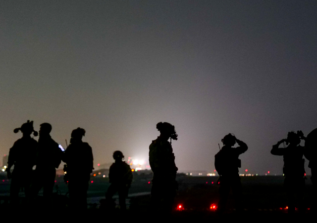 주한 미 특수전사령부(SOCKOR)는 북한이 가장 경계하는 훈련 중 하나인 ‘티크 나이프(Teak Knife)’ 훈련 장면을 공개했다. SOCKOR 페이스북