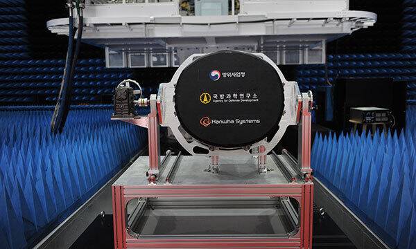 국방과학연구소(ADD)와 한화시스템이 개발한 KF-21 탑재 AESA 레이더. 세계일보 자료사진