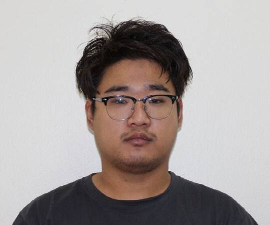 신변보호를 받고 있는 전 여자친구의 집을 찾아가 가족들에게 흉기를 휘둘러 어머니를 숨지게 한 혐의 등을 받는 이석준(25). 사진=서울경찰청 제공