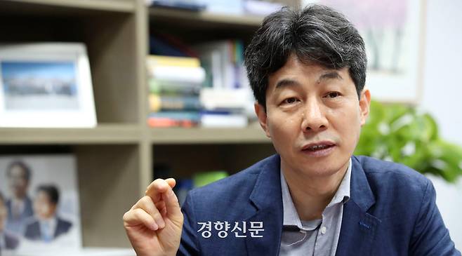 청와대 국정상황실장 출신 윤건영 더불어민주당 의원 . 권호욱 선임기자