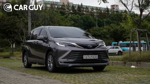 토요타 시에나 하이브리드