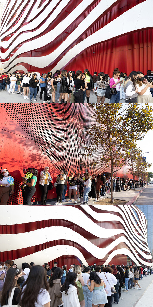 ▲ 미국 LA 피터슨 자동차 박물관에서 열린 'NCT 127 '질주' 스피드웨이'를 보기 위해 현지 팬들이 1km에 이르는 줄을 섰다. 제공|SM엔터테인먼트