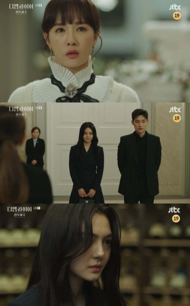 사진=JTBC '디엠파이어' 방송 화면.