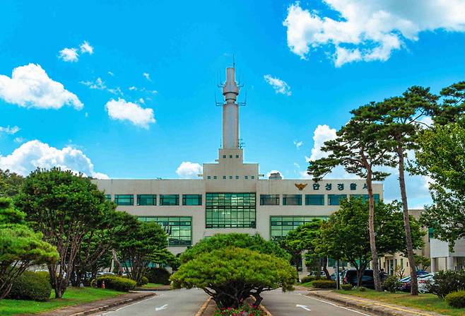 [안성=뉴시스] 안성경찰서 전경. 2022.07.19. (사진=경기남부경찰청 제공) *재판매 및 DB 금지