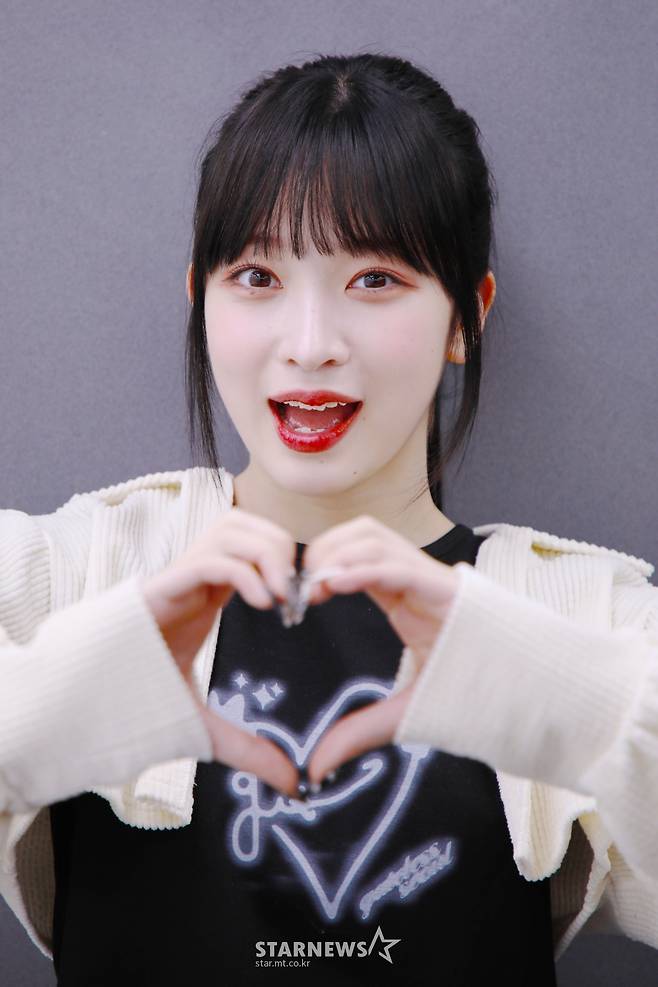 빌리(Billlie) 하루나, '하트를 앙~' [★포토]