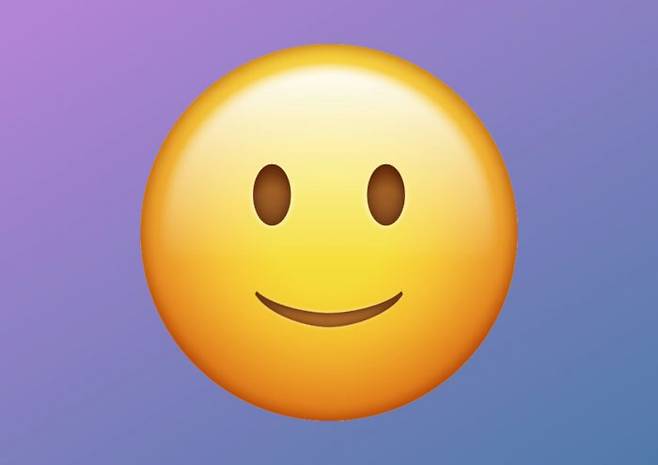 기본 웃음 이모티콘,