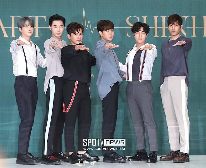 ▲ 그룹 신화. 출처| 스포티비뉴스DB
