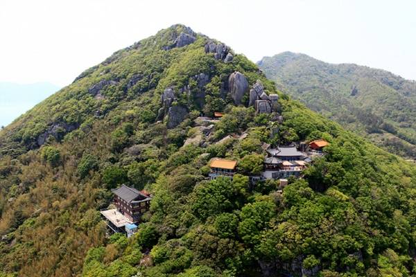 돌산읍 향일암 전경. [여수시 제공]