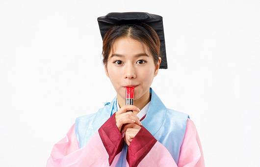 홍삼 복용|출처: 클립아트코리아