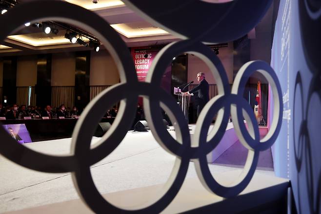 토마스 바흐 IOC 위원장이 18일 오후 서울 송파구 올림픽파크텔에서 기조연설을 하고 있다. ⓒ연합뉴스