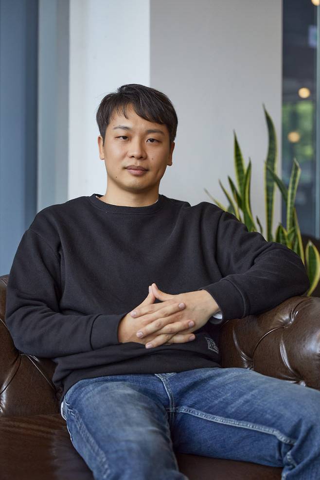 진한새 작가. (사진=넷플릭스)