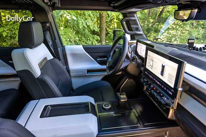 GMC 허머 EV (Hummer EV) (밀포드 프루빙 그라운드, MPG)
