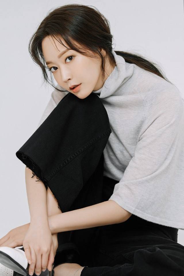 배우 연민지. 케이원엔터테인먼트