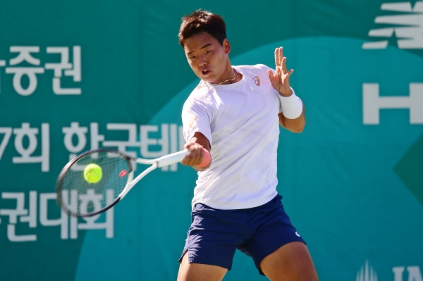 한국선수권 톱시드의 정윤성(사진/대한테니스협회 황서진)