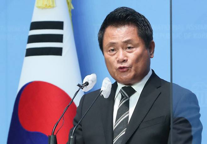 의혹 부인한 이세창 전 자유총연맹 총재 권한대행. 사진=뉴스1