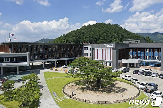 전북 장수군은 올해 12월 말까지 농지 이용 실태조사를 실시한다. 취득 목적대로 농지를 이용하지 않는 경우 농지 처분 명령이 내려진다.(장수군 제공)2022.10.26./뉴스1