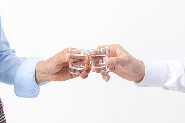 당뇨 전 단계나 당뇨인 경우, 소주 2~3잔만 마셔도 담도암 발병 위험이 높아진다는 연구 결과가 나왔다./사진=클립아트코리아
