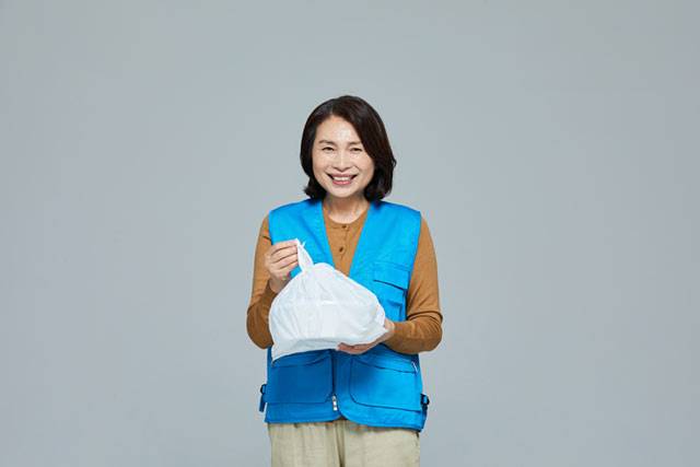 비닐봉지에 뜨거운 국·탕류가 담겨도 녹거나 성분이 용출될 가능성은 낮다./사진=게티이미지뱅크