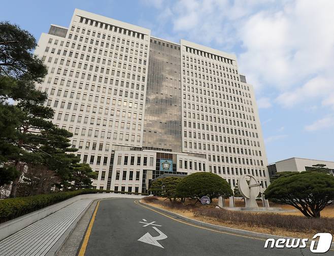 부산 연제구 부산지방법원 전경.ⓒ News1 김영훈 기자