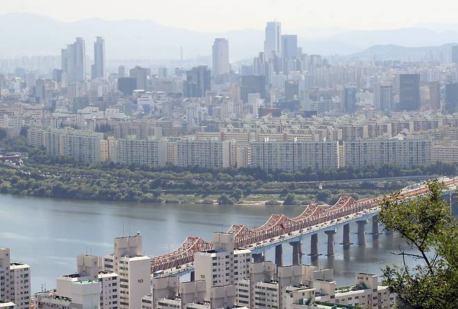 서울 강남 한강변 아파트단지 모습./뉴스1