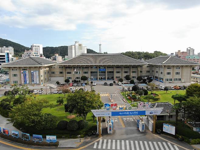 여수시청 전경. 여수시 제공