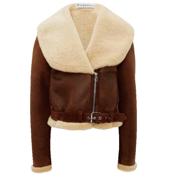 오버사이즈 숄 칼라 크롭트 레더 재킷. 500만 원대 JW앤더슨.