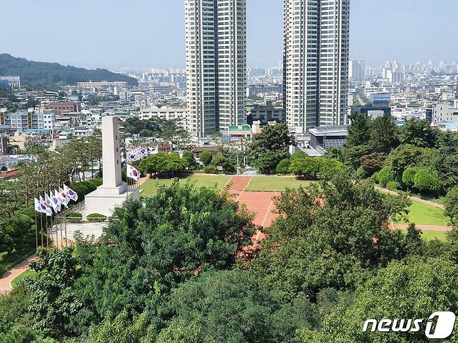 충북 청주시 서원구 사직동 충혼탑 전경./뉴스1